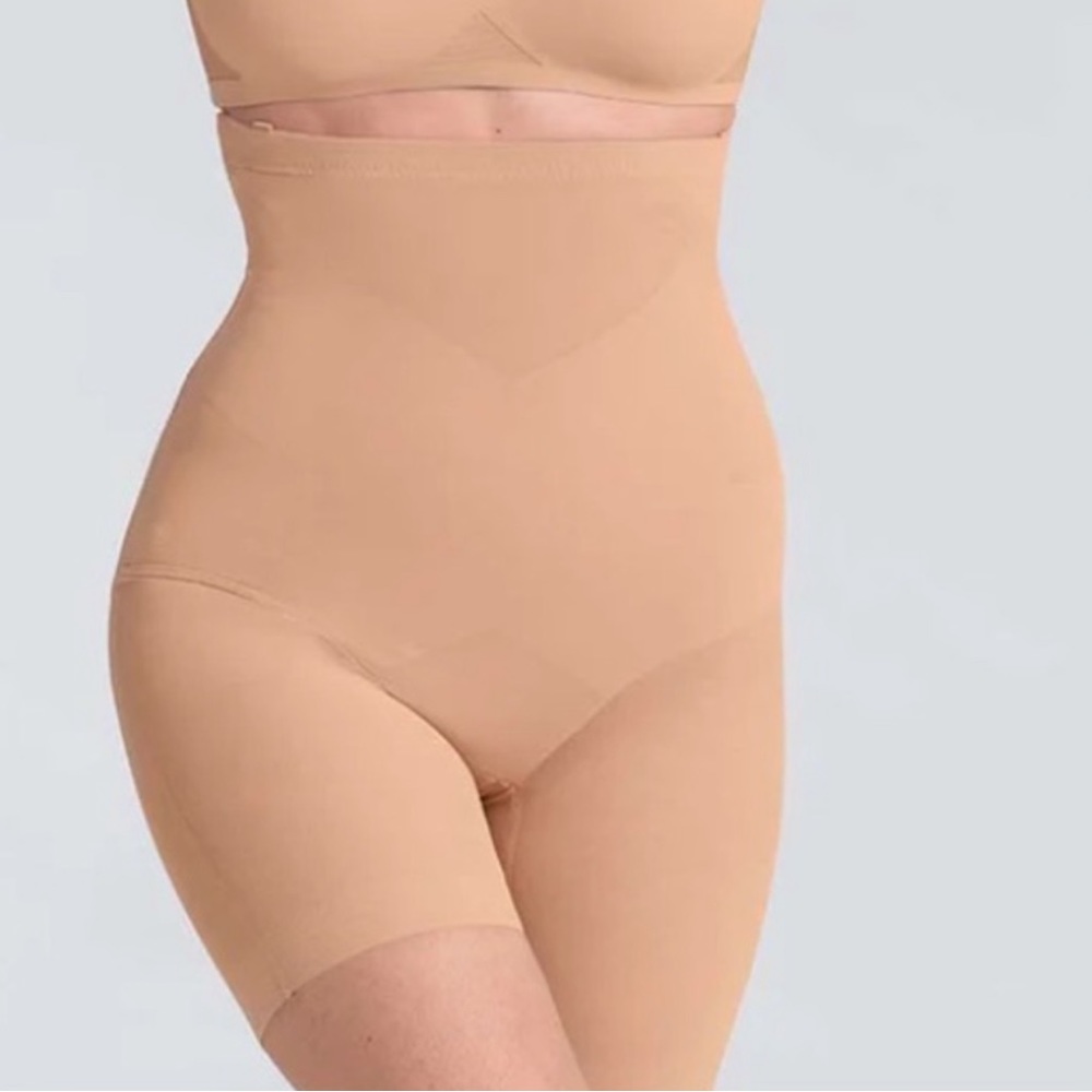Honeylove Shapewear in Nude